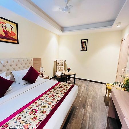 Hotel Banz Near Indira Gandhi Airport Delhi 뉴델리 외부 사진