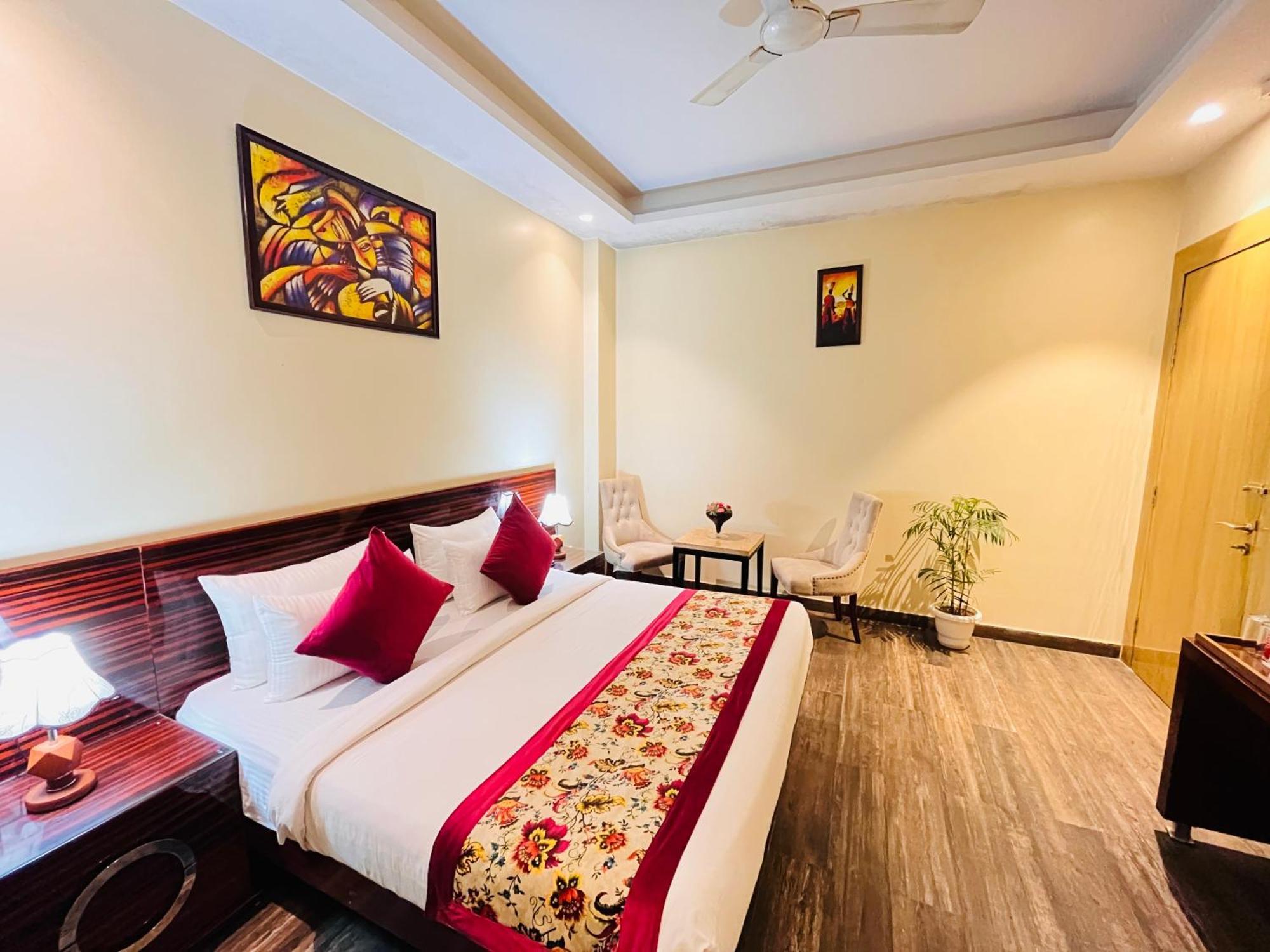 Hotel Banz Near Indira Gandhi Airport Delhi 뉴델리 외부 사진