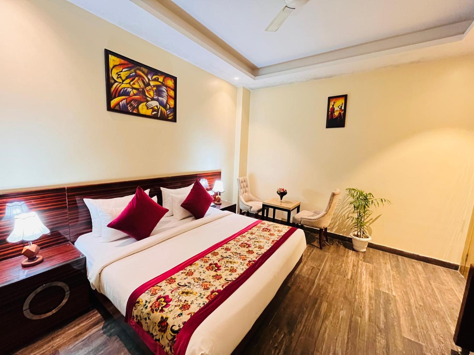 Hotel Banz Near Indira Gandhi Airport Delhi 뉴델리 외부 사진