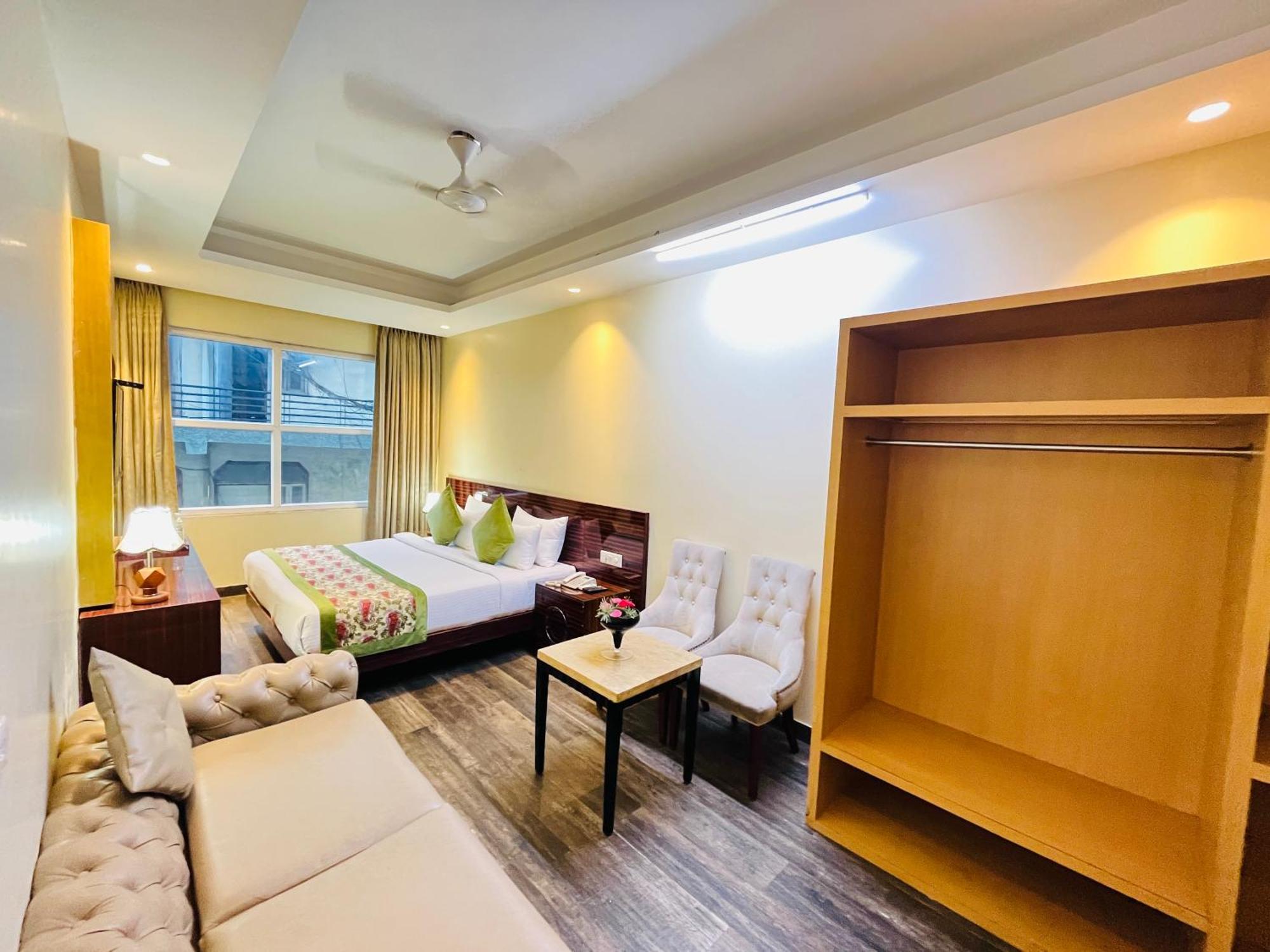 Hotel Banz Near Indira Gandhi Airport Delhi 뉴델리 외부 사진