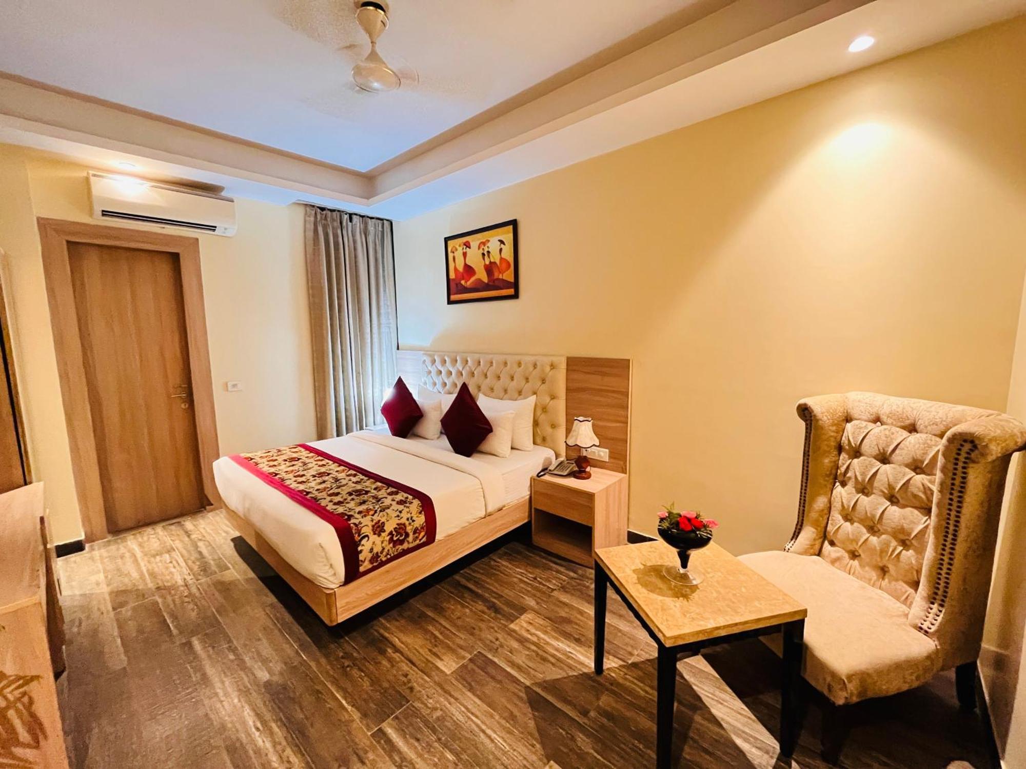 Hotel Banz Near Indira Gandhi Airport Delhi 뉴델리 외부 사진