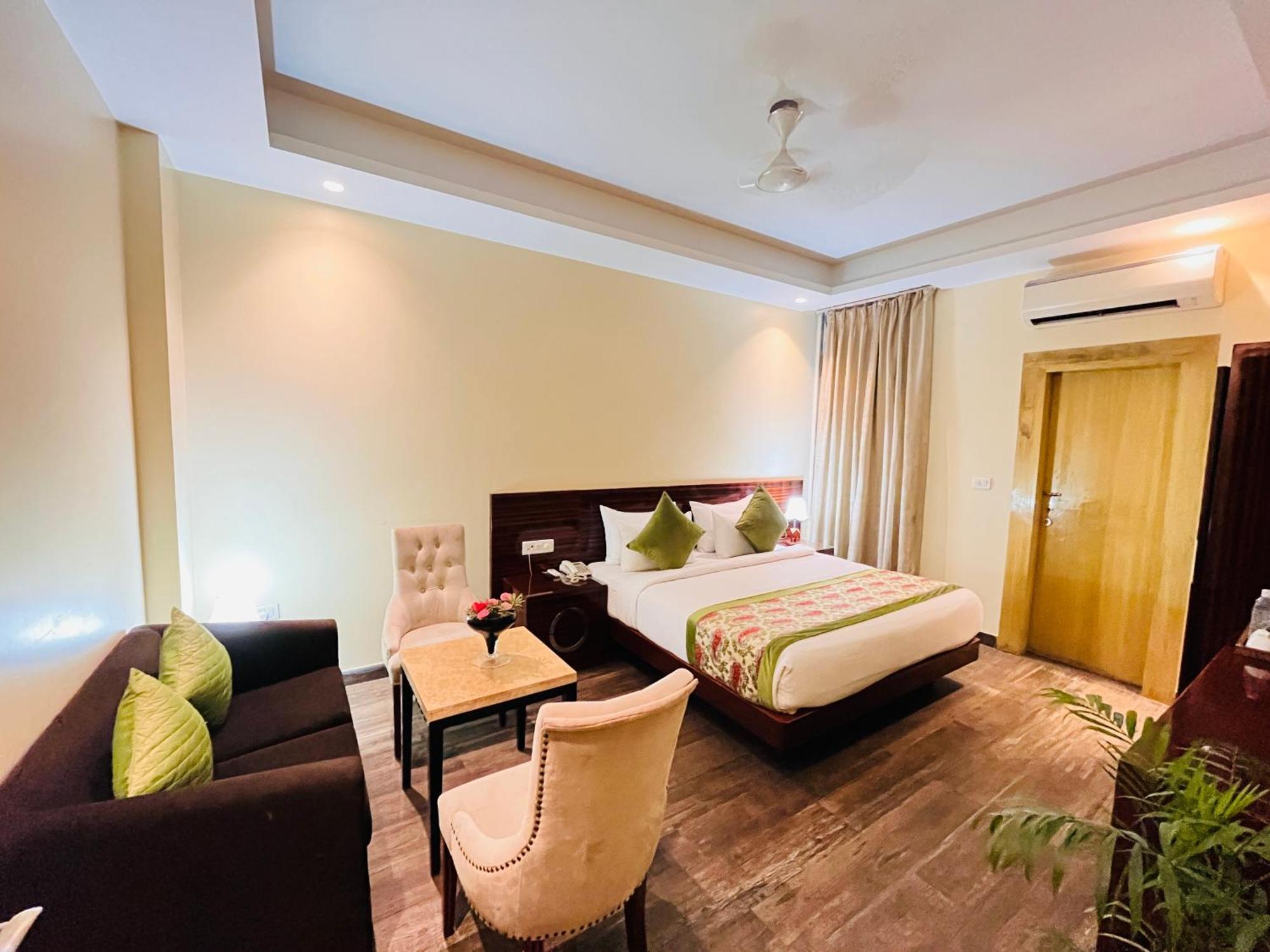 Hotel Banz Near Indira Gandhi Airport Delhi 뉴델리 외부 사진