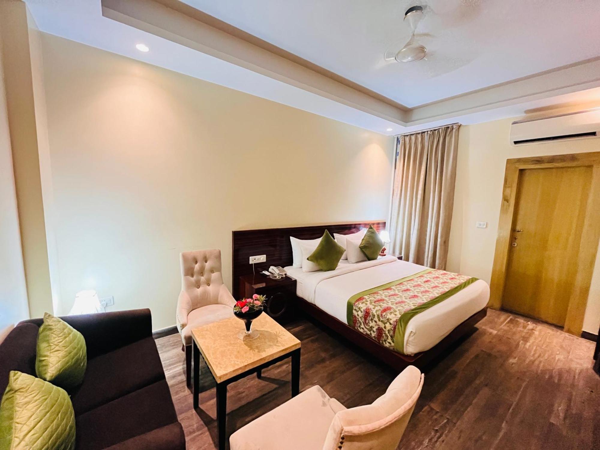 Hotel Banz Near Indira Gandhi Airport Delhi 뉴델리 외부 사진