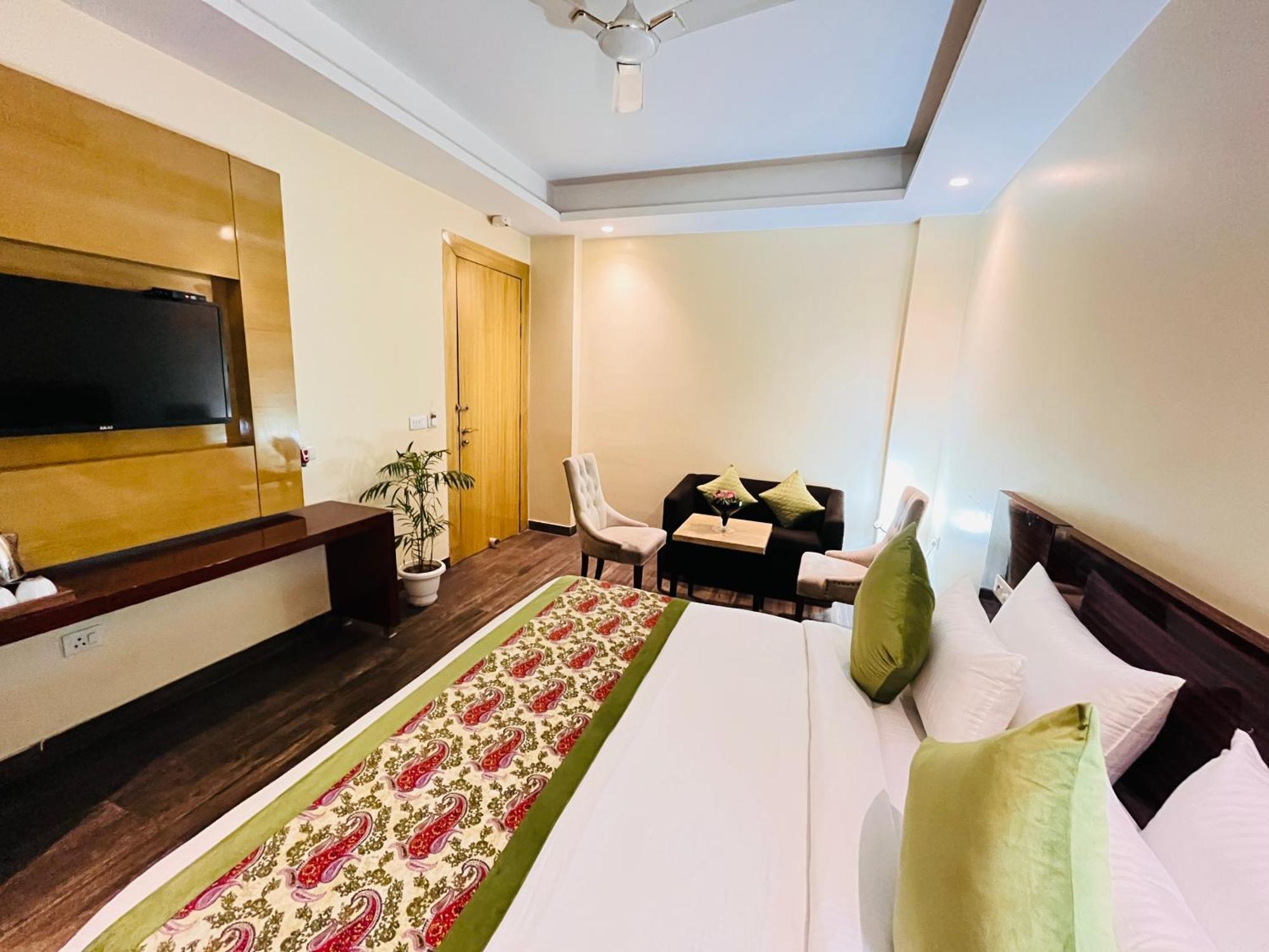 Hotel Banz Near Indira Gandhi Airport Delhi 뉴델리 외부 사진